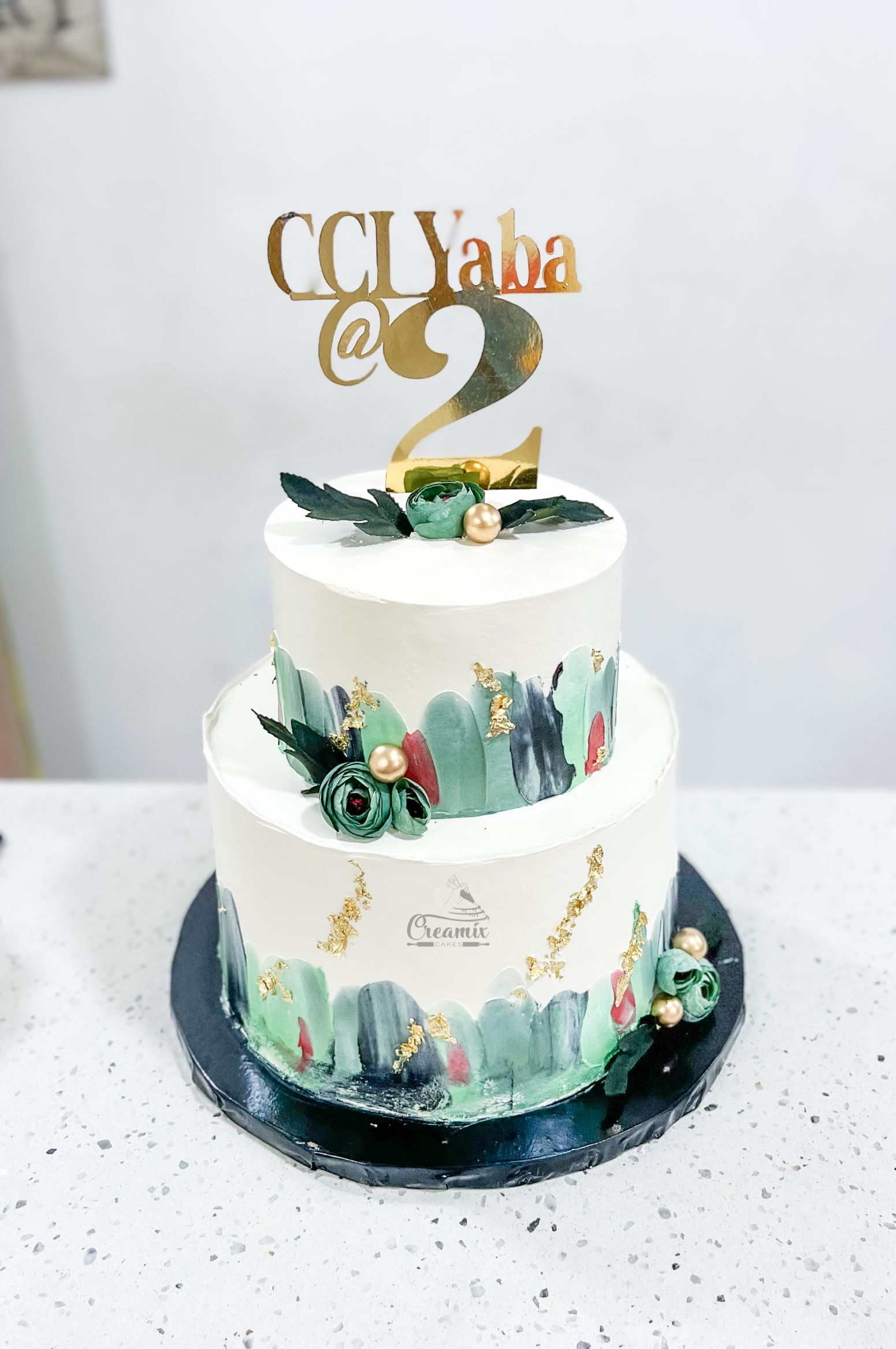 SEYI - 10 inch & 6 inch Whipped Cream Cake