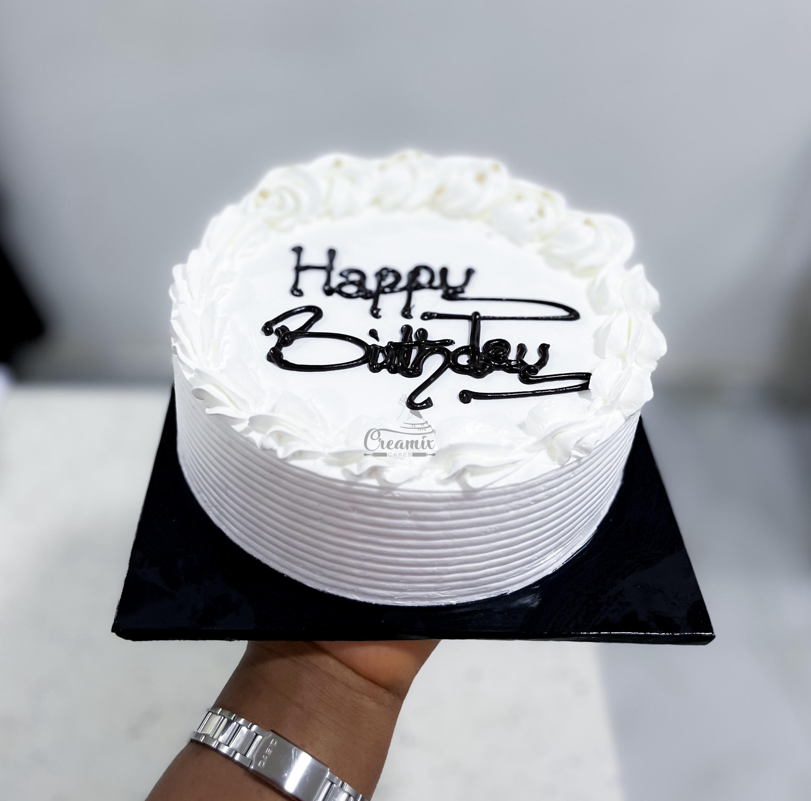 7 inch REGULAR - Available in Vanilla, Red Velvet, Chocolate, etc.