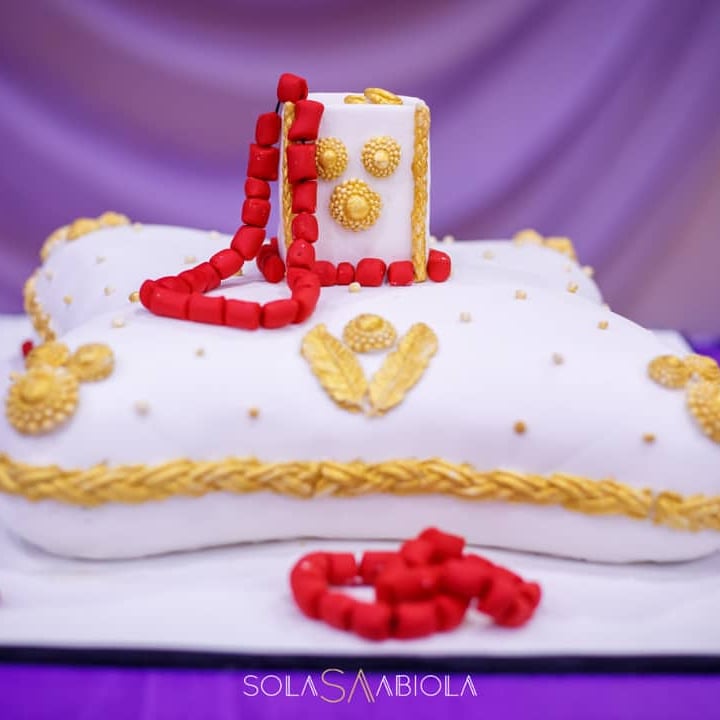 Pillow Cake