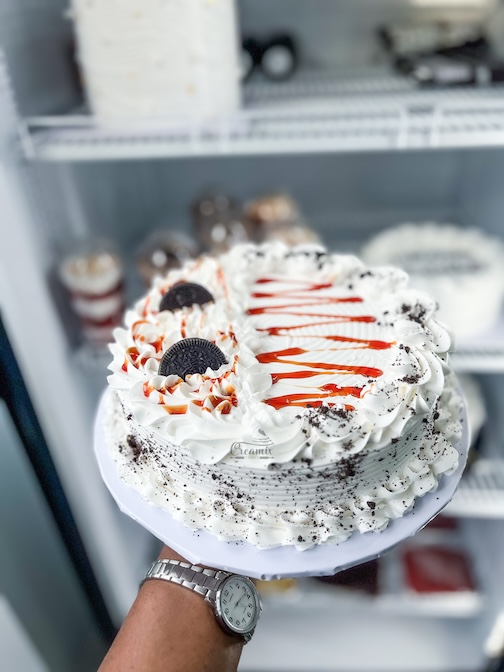 8 inch REGULAR - Available in Vanilla, Red Velvet, Chocolate, etc.